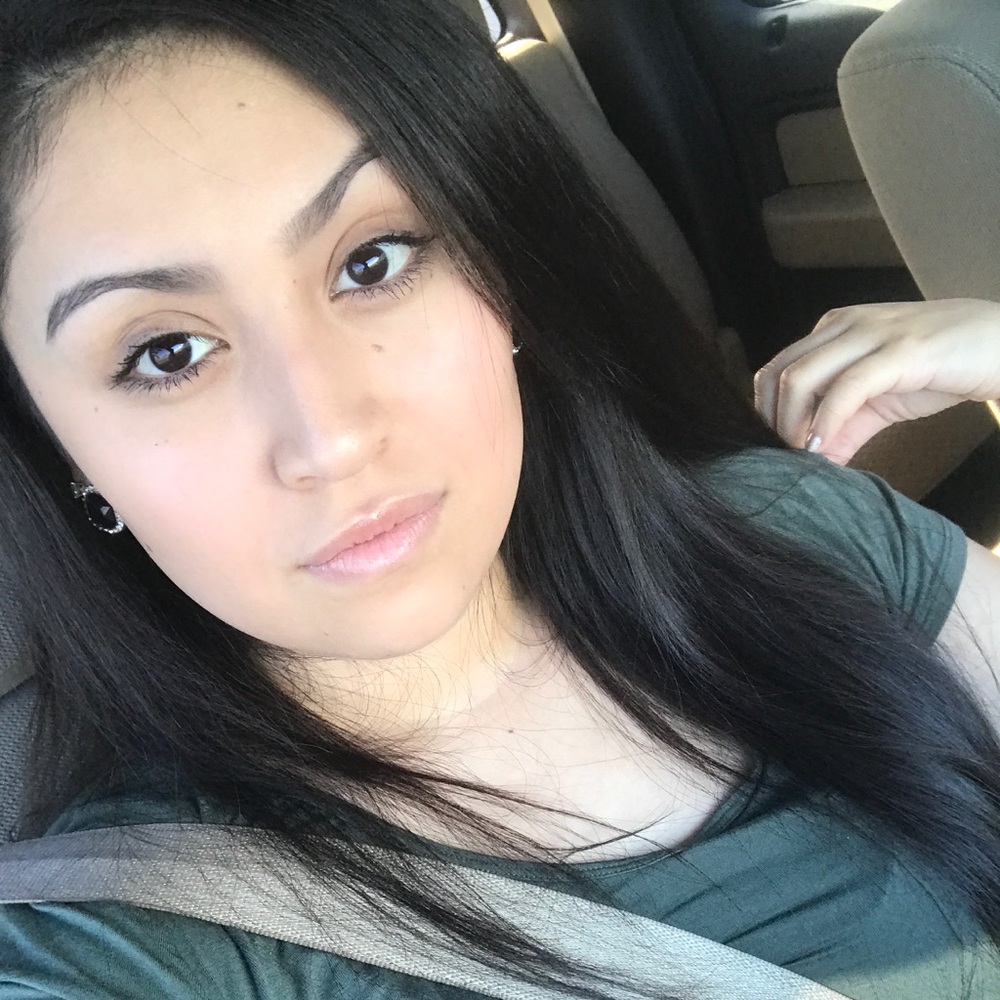 Meet your Posher, Gladys